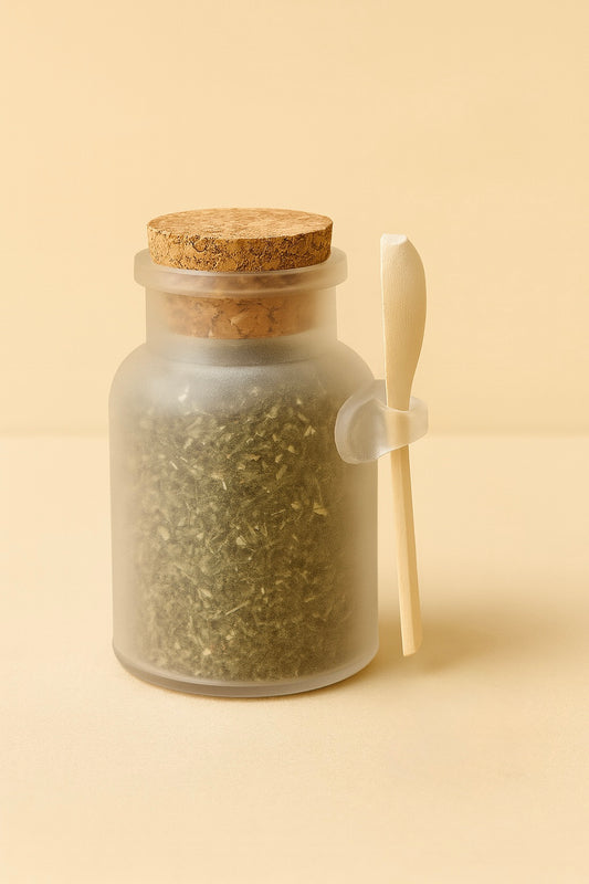 Premium Catnip Extract (100ml) - Pure Natural Cat Training & Play Aid with Wooden Spoon