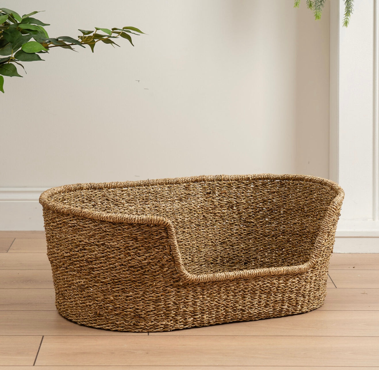 Natural Seagrass Woven Pet Bed with Cushion